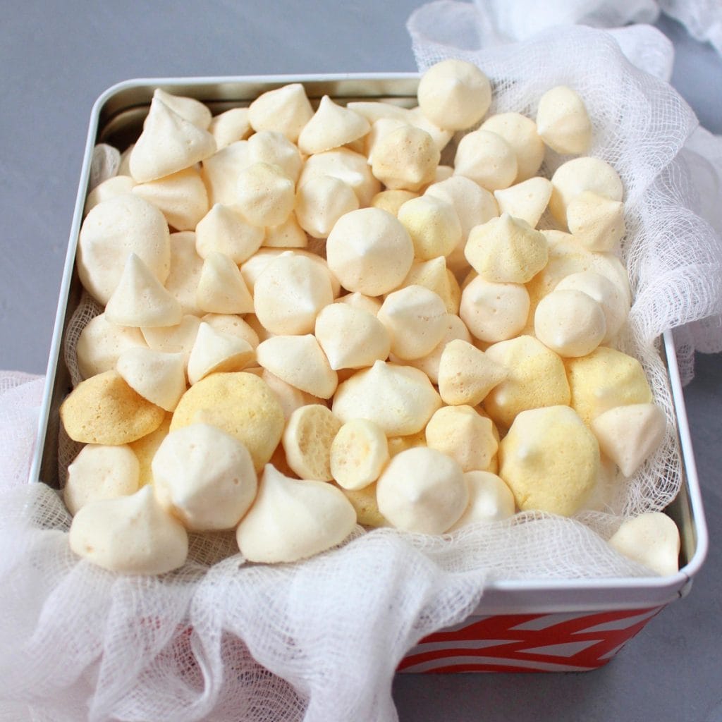 Aquafaba Meringue Kisses in a Metal Box