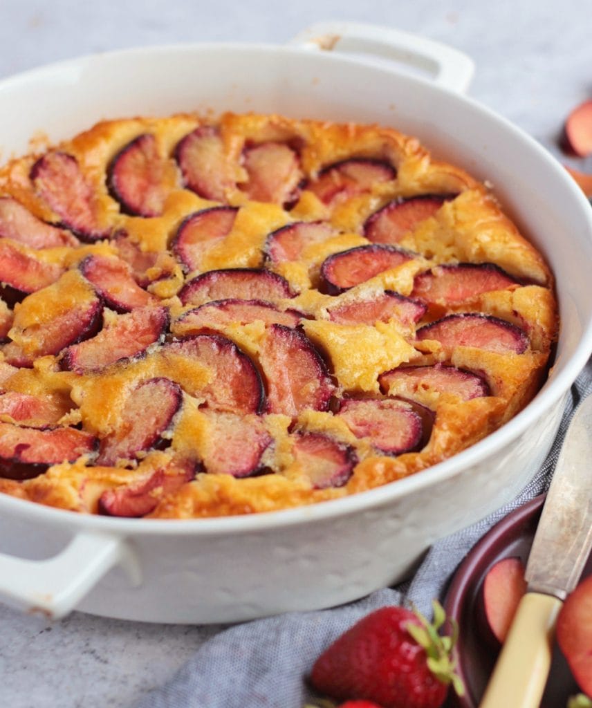 Close up on the plum cake